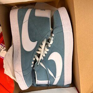 Nike Blazer